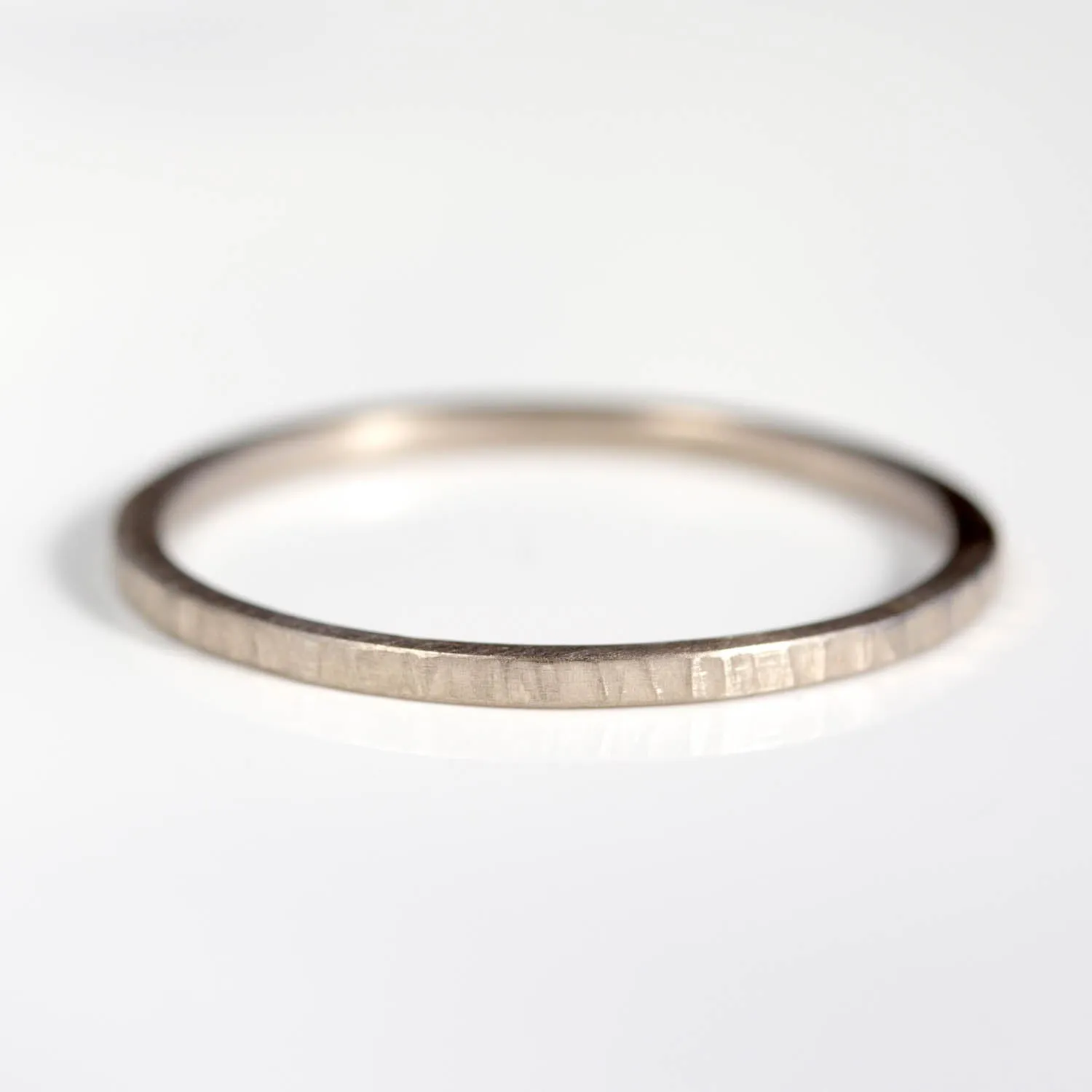 1.25mm Palladium White Gold Square Wood Texture Band