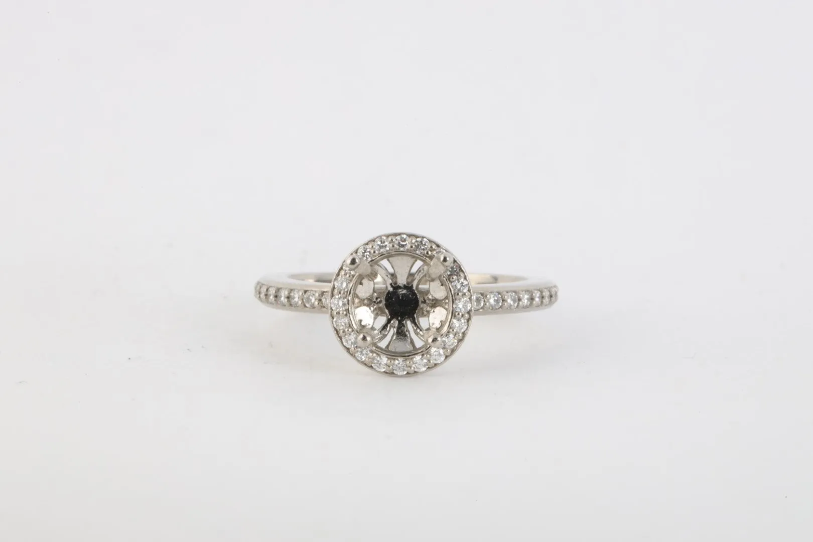 950 Palladium 0.195tcw Diamond Ring Mount Size 4.5 (2.71g.)