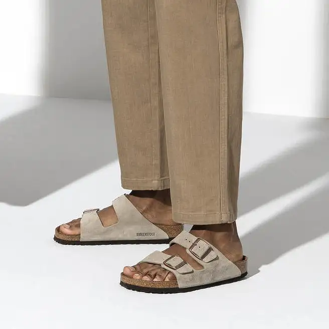      Birkenstock Arizona Taupe Suede