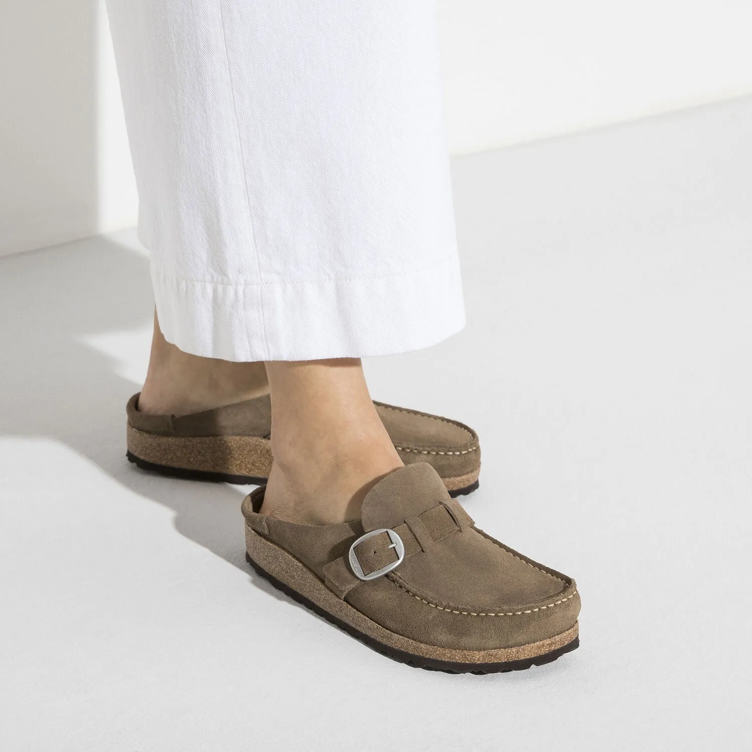 Birkenstock Buckley Suede Leather Clog in Gray Taupe