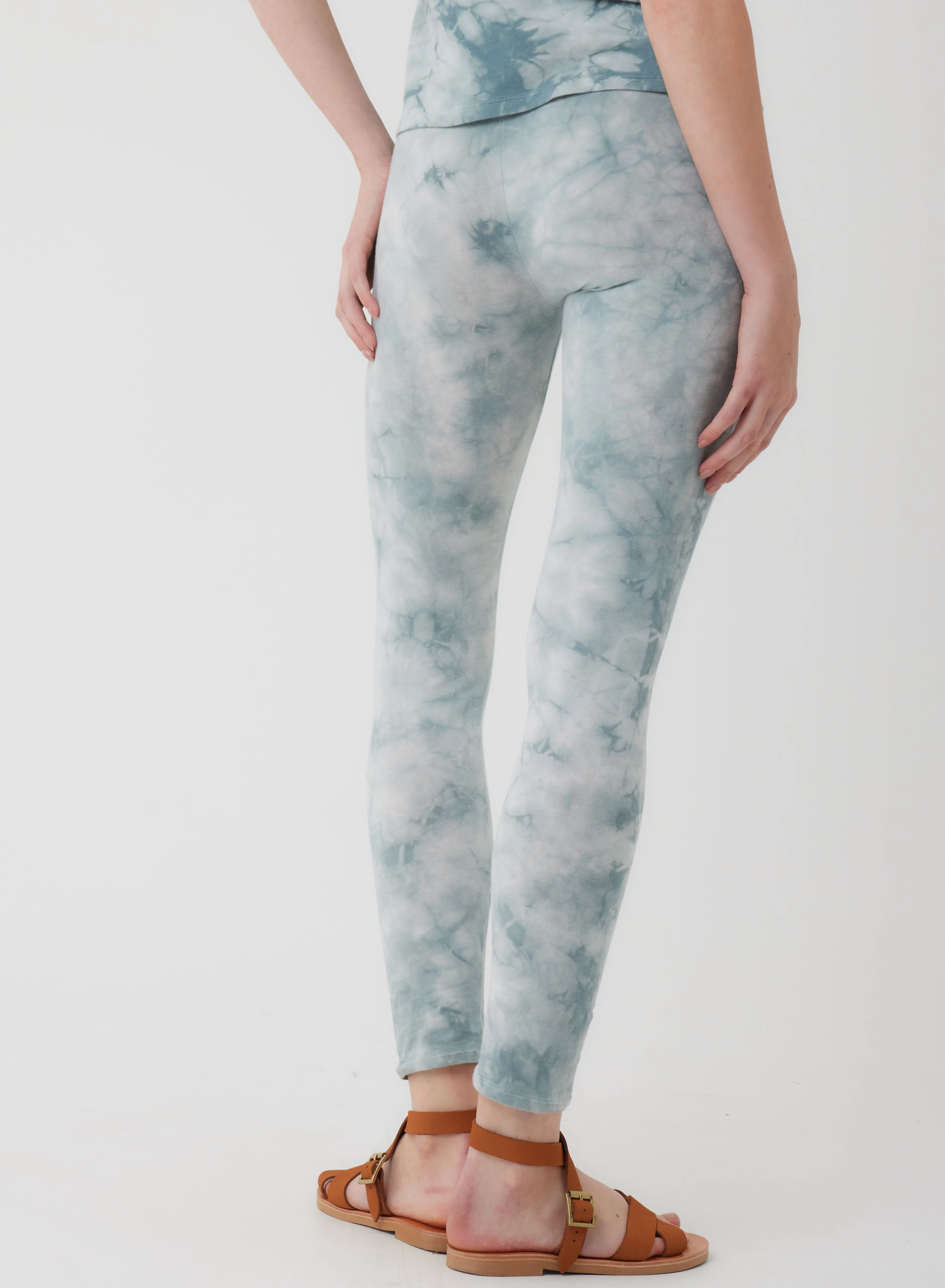 Majestic Filatures Organic Cotton Leggings in Aqua Cloud 