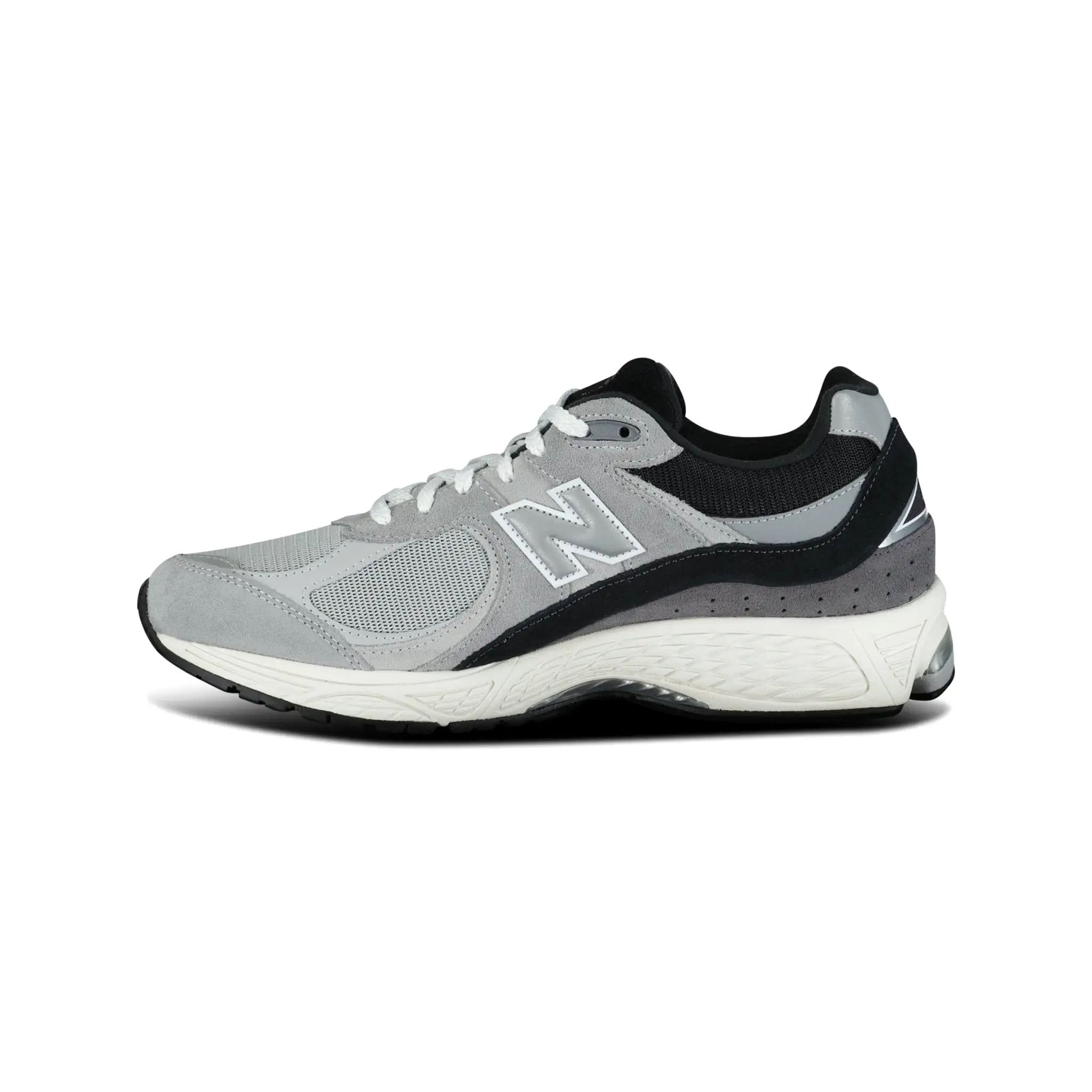 NEW BALANCE 2002R GREY / BLACK TRAINERS