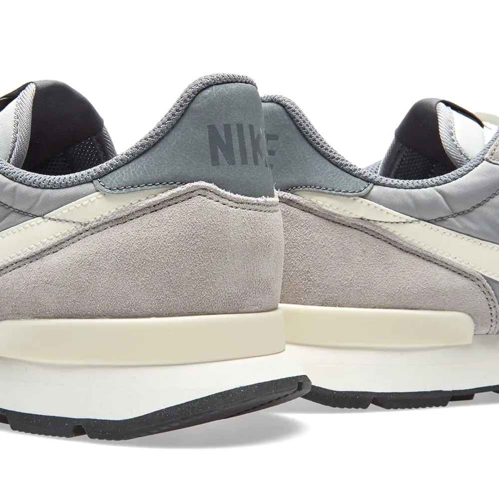 Nike InternationalistWolf Grey & Sail