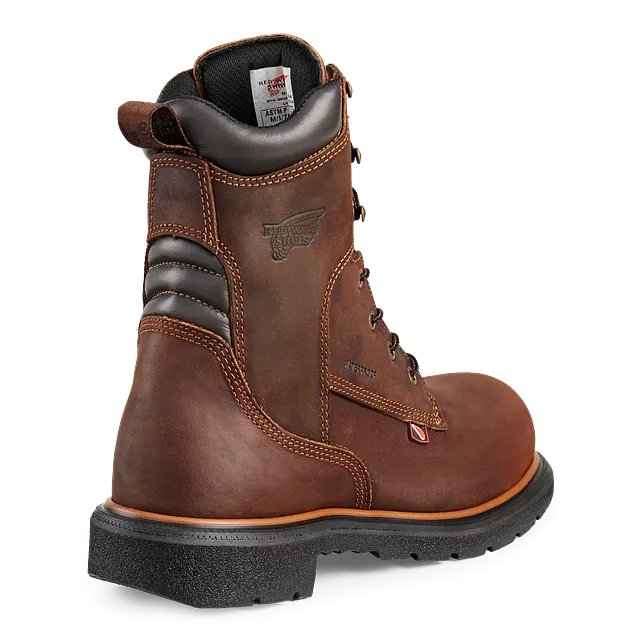 Red Wing Style #400 Men's DynaForce® 8-Inch Boot