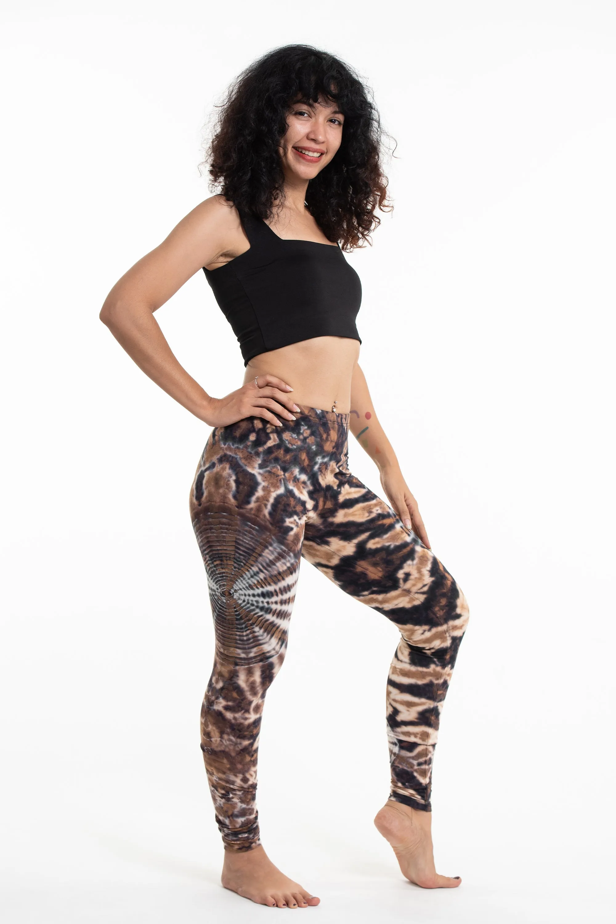 Swirls Tie Dye Cotton Leggings in Brown