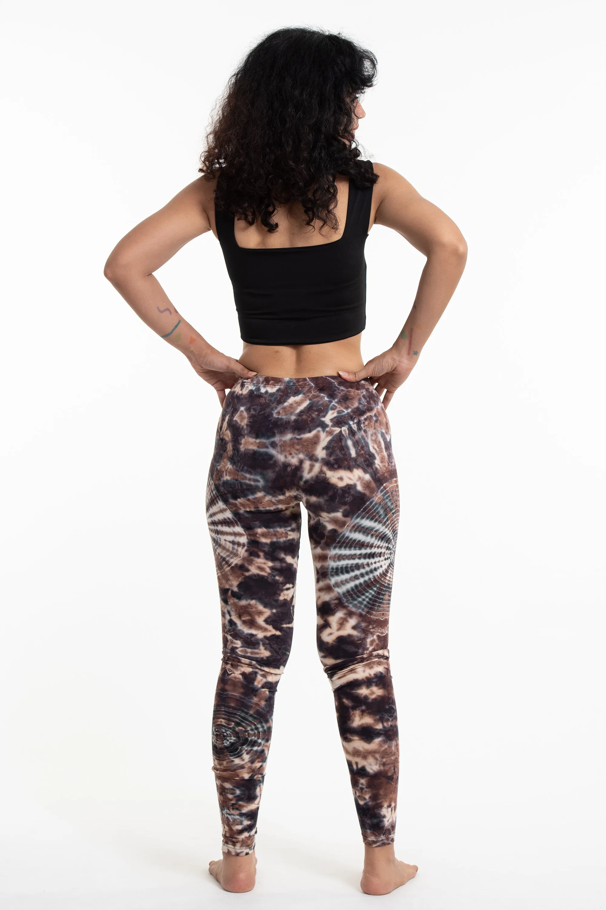 Swirls Tie Dye Cotton Leggings in Brown